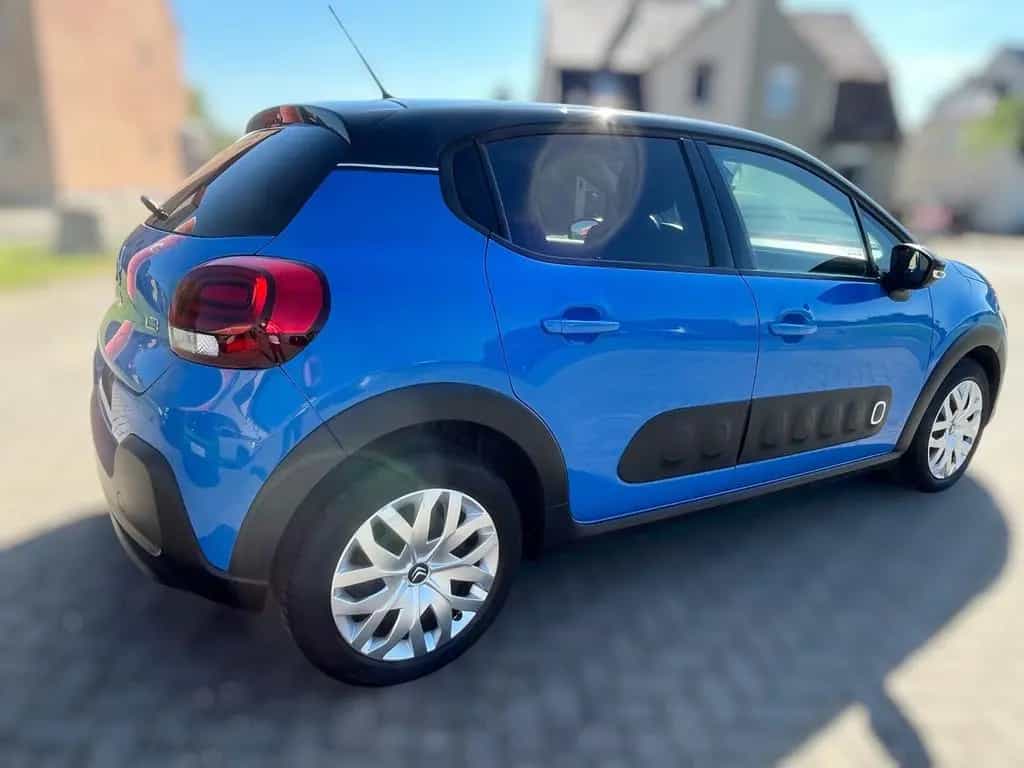 Citroën C3 1.2 PureTech Shine*Automatik*Navi*Kamera* 07/2017-photo-2