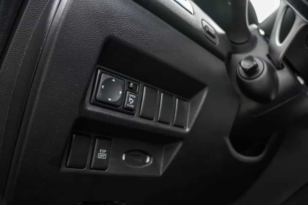 Infiniti FX FX37 GT LEDER/KAMERA/XENON/FOLIE MATT 10/2010-photo-24