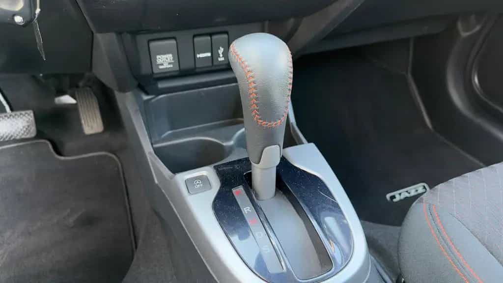 Honda Jazz 1.5i-VTEC Dynamic / 02/2018-photo-19