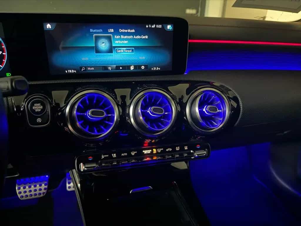 Mercedes-Benz CLA 200 Shooting Brake AMG-Line*LED*Kamera* 01/2020-photo-16