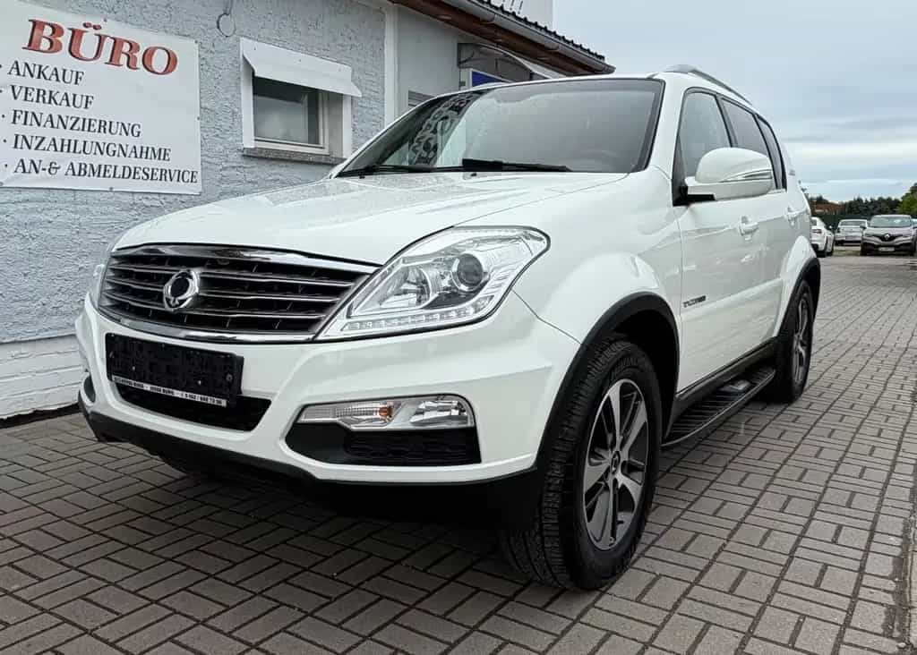 Ssangyong REXTON 4WD*Standheiz.* 1-Hand* 04/2016-photo-0