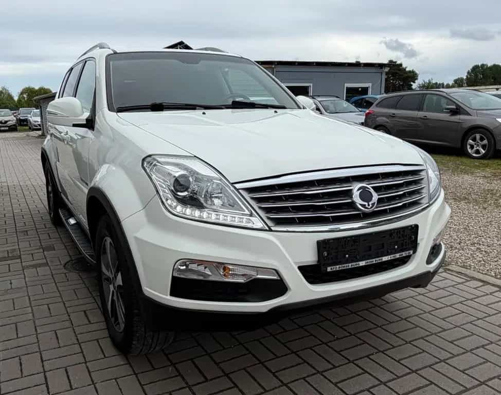 Ssangyong REXTON 4WD*Standheiz.* 1-Hand* 04/2016-photo-2