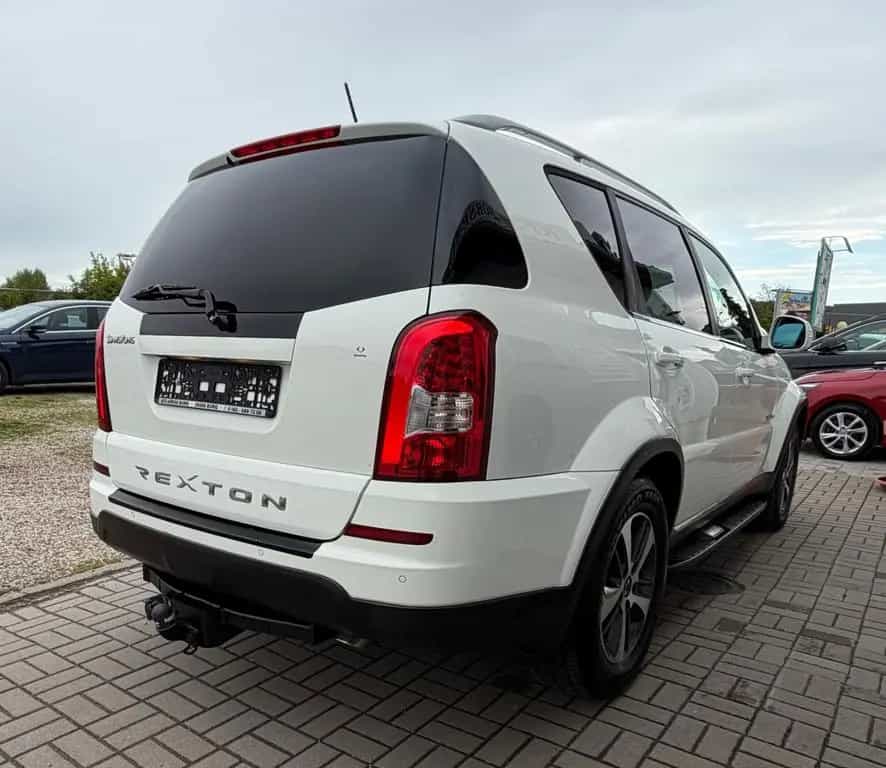 Ssangyong REXTON 4WD*Standheiz.* 1-Hand* 04/2016-photo-3