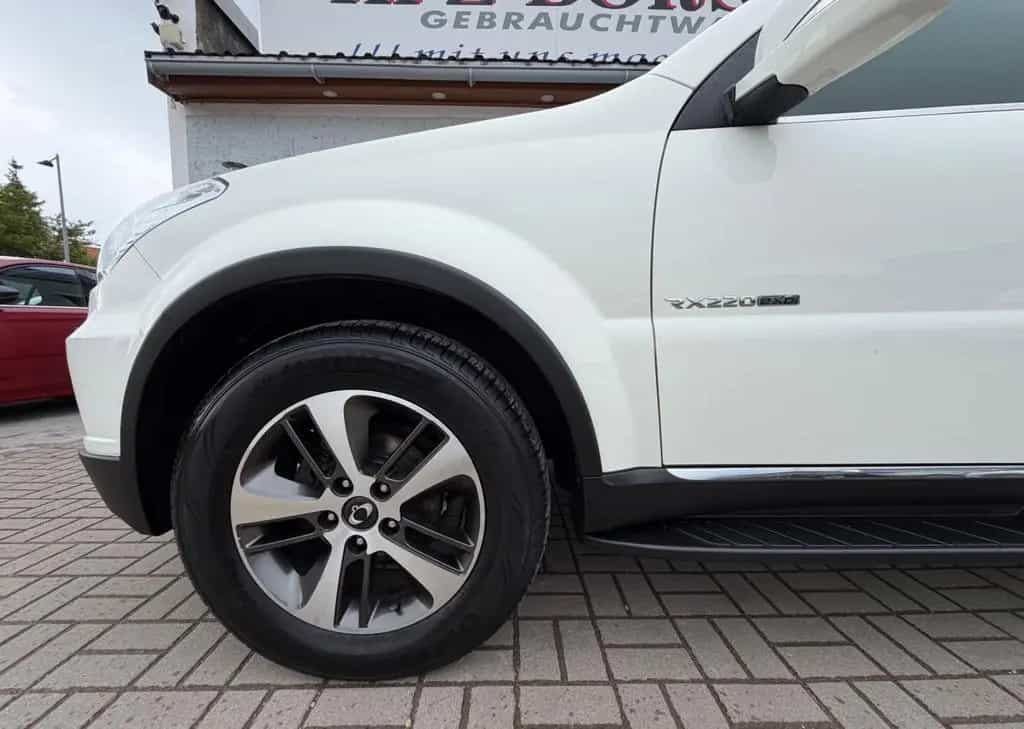 Ssangyong REXTON 4WD*Standheiz.* 1-Hand* 04/2016-photo-7