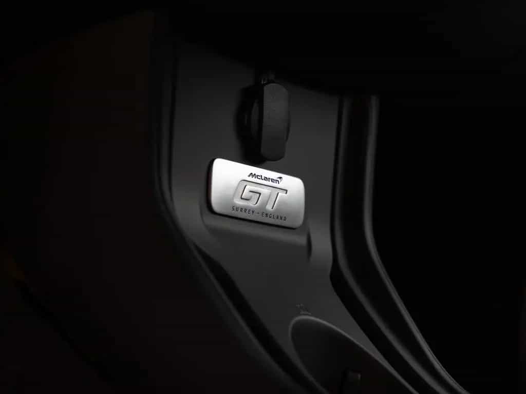McLaren GT LIFT-B&W-CAMERA-CERAMIK BRAKES-MWST 05/2023-photo-14