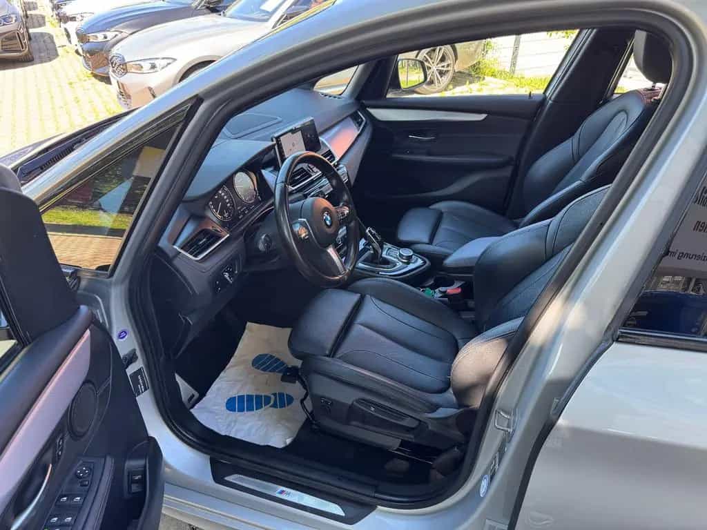BMW 220 Gran Tourer 220 Gran T*MSport*7Sitze*Head Up*Panorama*Kamera 11/2021-photo-12