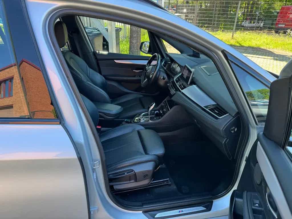 BMW 220 Gran Tourer 220 Gran T*MSport*7Sitze*Head Up*Panorama*Kamera 11/2021-photo-14