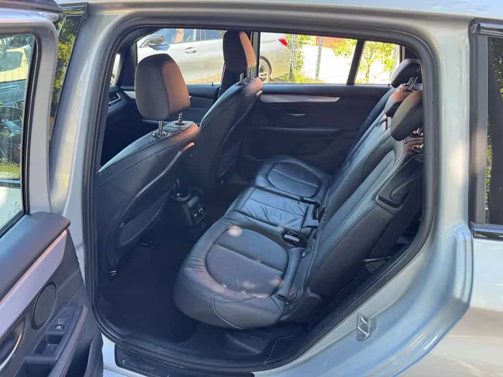 BMW 220 Gran Tourer 220 Gran T*MSport*7Sitze*Head Up*Panorama*Kamera 11/2021-photo-19