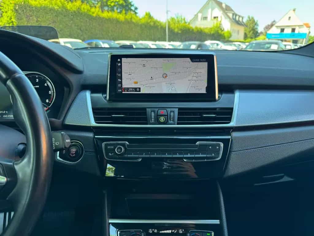 BMW 220 Gran Tourer 220 Gran T*MSport*7Sitze*Head Up*Panorama*Kamera 11/2021-photo-29