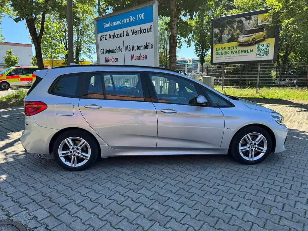 BMW 220 Gran Tourer 220 Gran T*MSport*7Sitze*Head Up*Panorama*Kamera 11/2021-photo-5