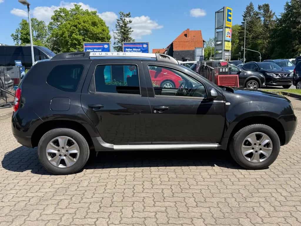 Dacia Duster I Laureate 4x2/AHK/NAVI/Tempomat/ 04/2015-photo-3