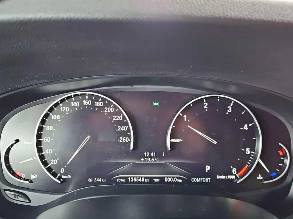 BMW 520 d Touring xDrive RFK LEDER el. HECKKL LED 11/2019-photo-13