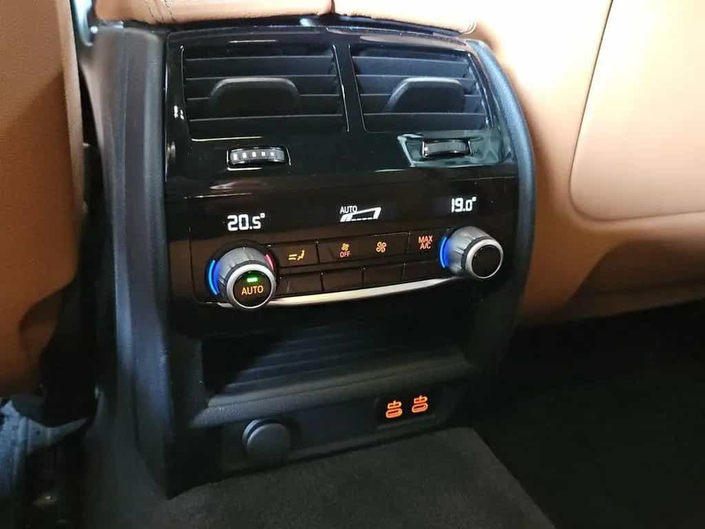 BMW 520 d Touring xDrive RFK LEDER el. HECKKL LED 11/2019-photo-23