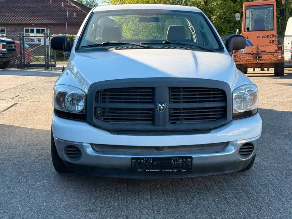 Dodge RAM 2500 5.7l V8 Hemi Pickup Tüv neu 07/2007-photo-2
