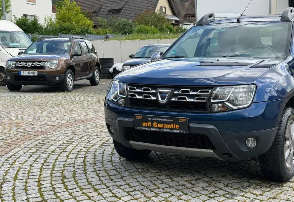 Dacia Duster Laureate 1.6 4x4 Allrad 1.Vorbesitz Klima 10/2016-photo-14