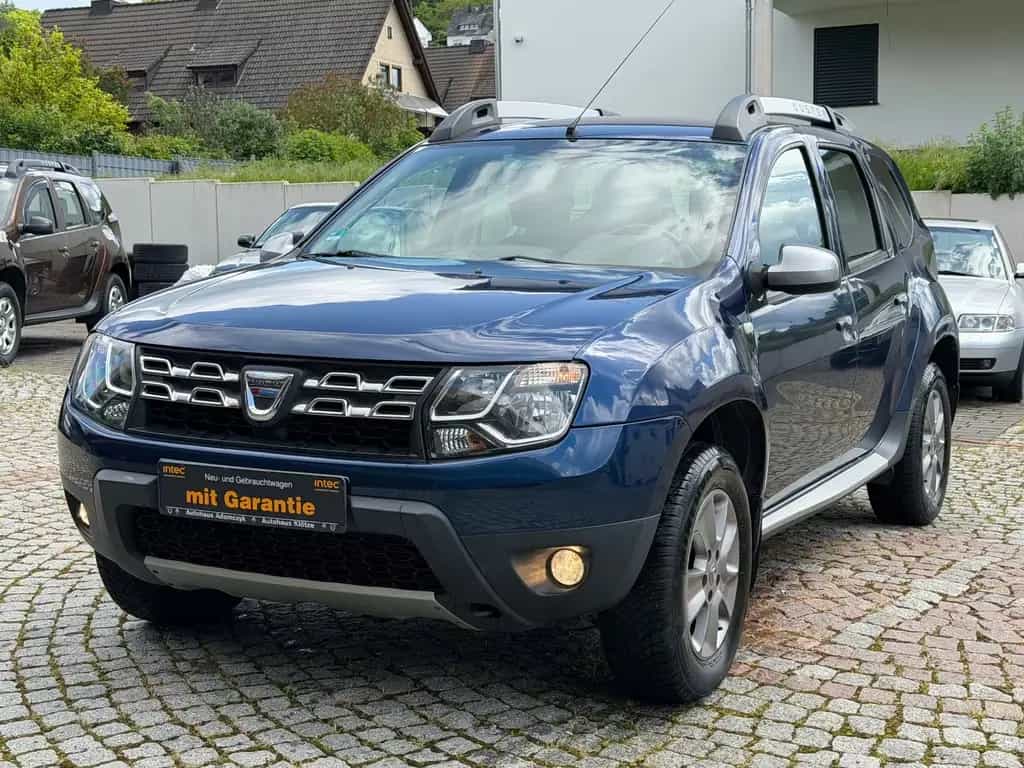 Dacia Duster Laureate 1.6 4x4 Allrad 1.Vorbesitz Klima 10/2016-photo-2