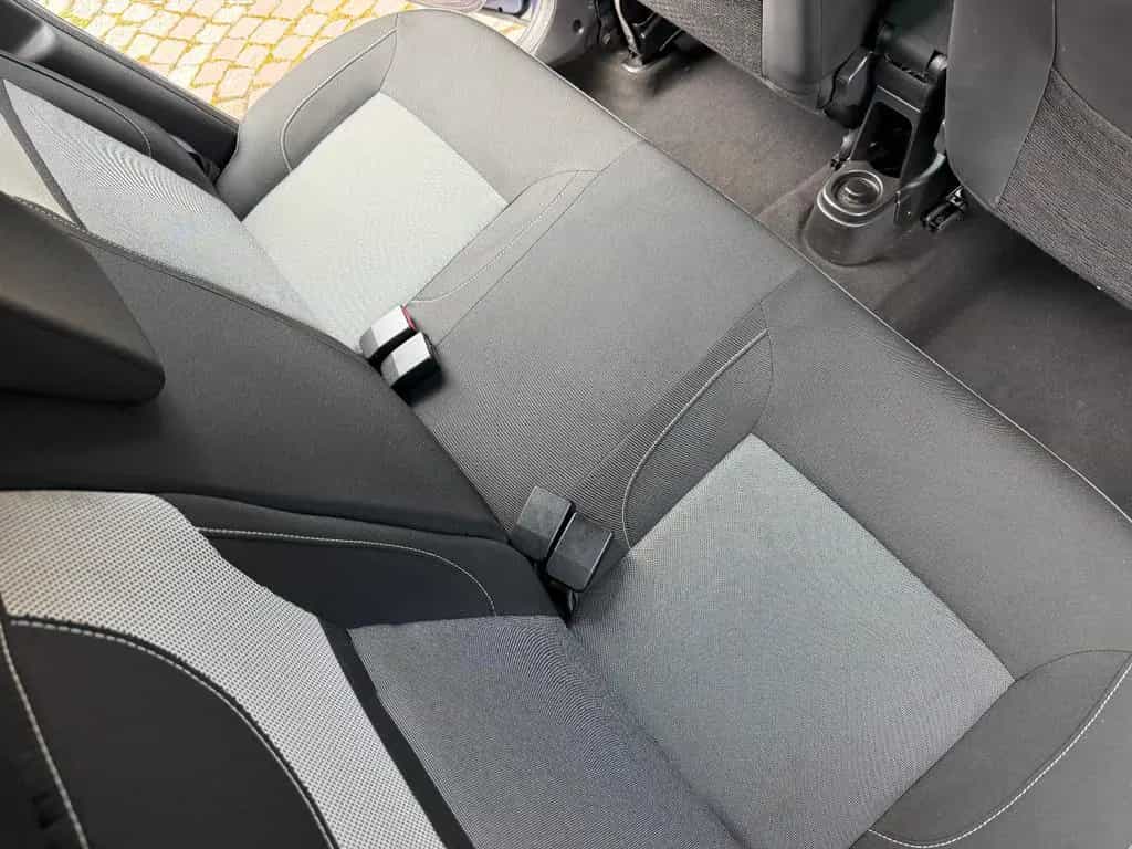 Dacia Duster Laureate 1.6 4x4 Allrad 1.Vorbesitz Klima 10/2016-photo-21