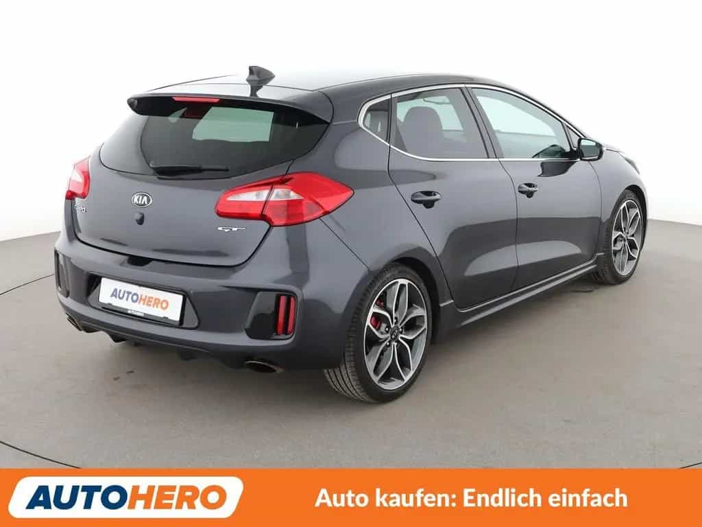 Kia cee'd / Ceed cee'd 1.6 TGDI GT-Track*TEMPO*CAM*PDC*SHZ*KLIMA* 09/2017-photo-5