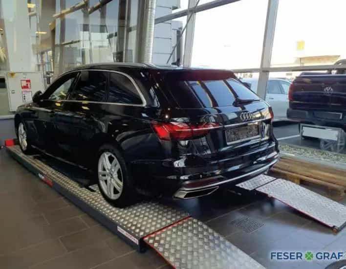Audi A4 Avant Advanced 40 TDI S tronic Navi Plus/PDC 02/2022-photo-1