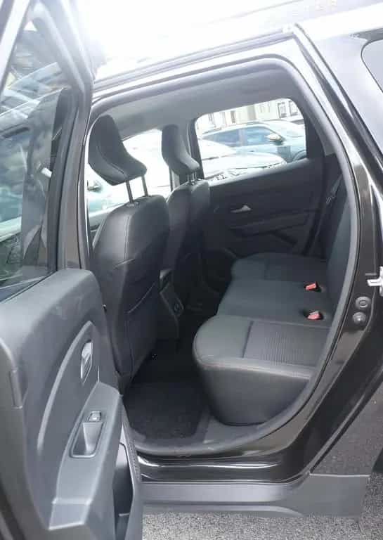 Dacia Duster TCe150AUTOM*Extreme+ NAVI+4 CAM+ALLWETTER 07/2024-photo-10