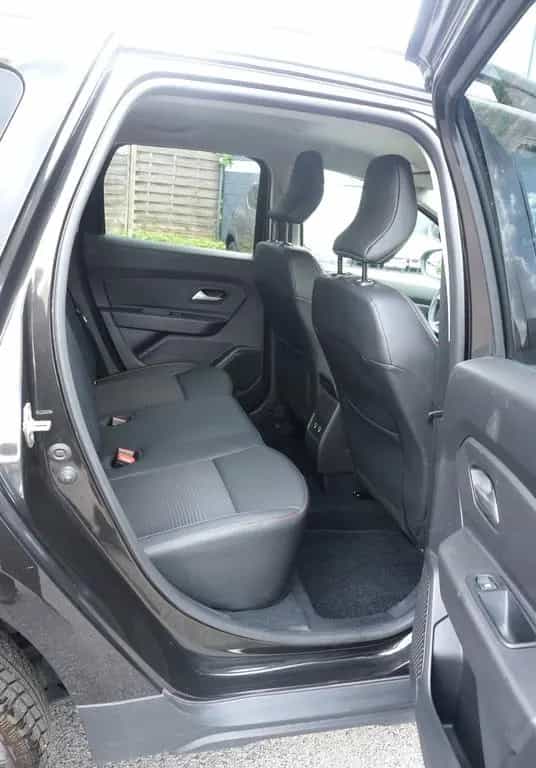 Dacia Duster TCe150AUTOM*Extreme+ NAVI+4 CAM+ALLWETTER 07/2024-photo-13