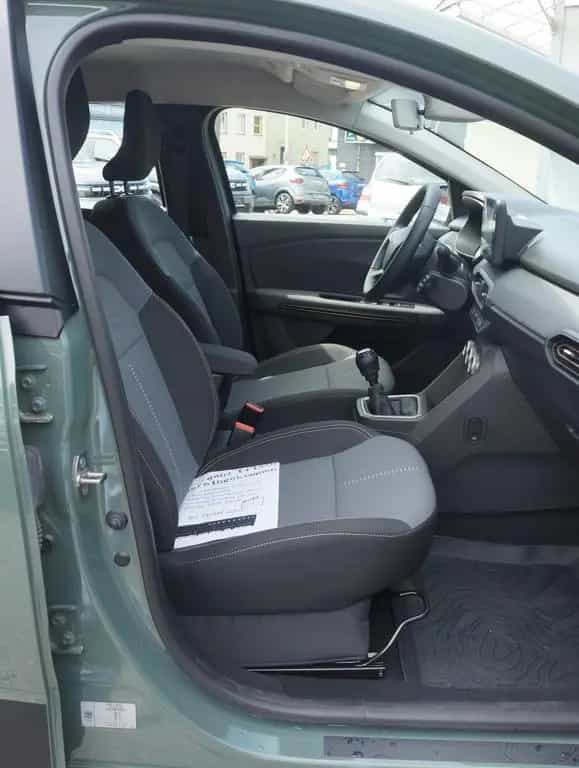 Dacia Sandero Stepway IIICe110 Extreme-Plus Navigation 10/2023-photo-24