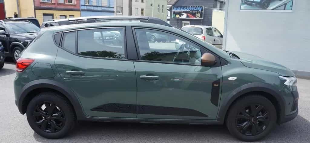 Dacia Sandero Stepway IIICe110 Extreme-Plus Navigation 10/2023-photo-3