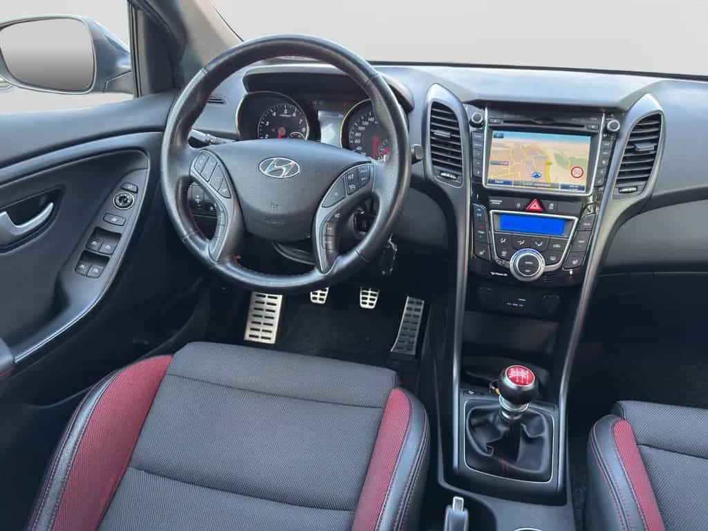 Hyundai i30 Turbo/Navi/Kamera/Xenon/PDC/Temp. 09/2015-photo-15