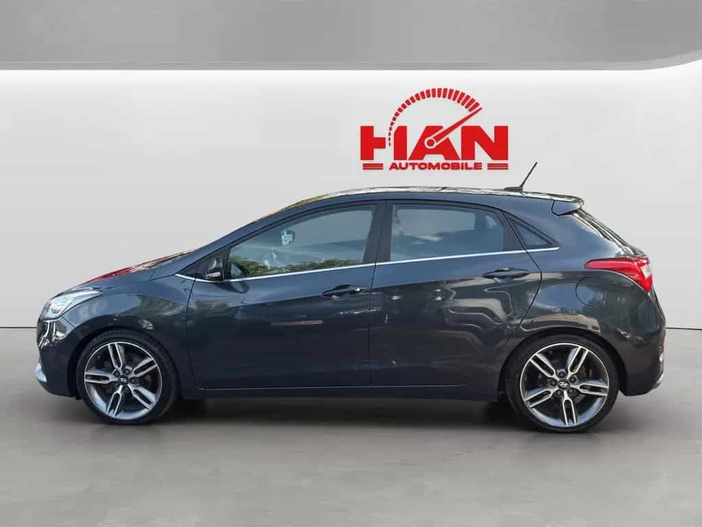 Hyundai i30 Turbo/Navi/Kamera/Xenon/PDC/Temp. 09/2015-photo-2
