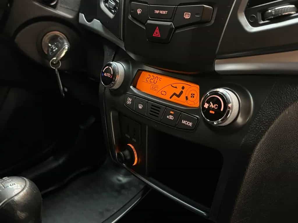Ssangyong Korando 2.0 2WD|Navi|LED|AHK|SHZ|PDC|Kamera| 08/2019-photo-16