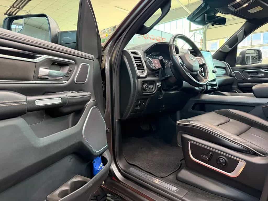 Dodge RAM 1500 5.7 4X4 LARAMIE PANO LPG MonsterTruck 01/2022-photo-38