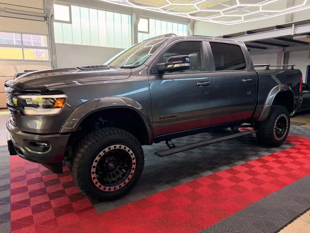 Dodge RAM 1500 5.7 4X4 LARAMIE PANO LPG MonsterTruck 01/2022-photo-5