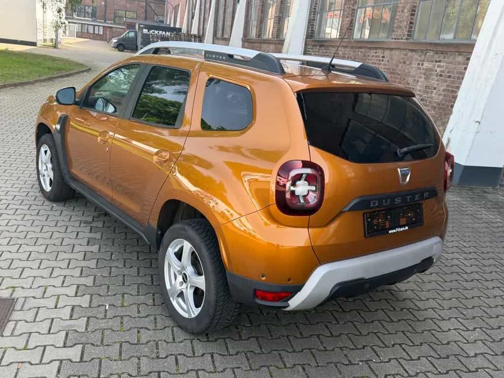 Dacia Duster II Prestige**Inspektion Neu**Leder**Navi* 05/2018-photo-2