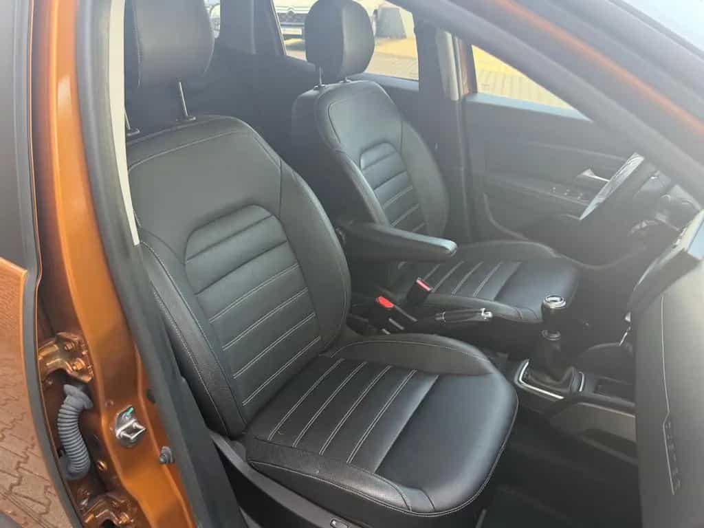 Dacia Duster II Prestige**Inspektion Neu**Leder**Navi* 05/2018-photo-7