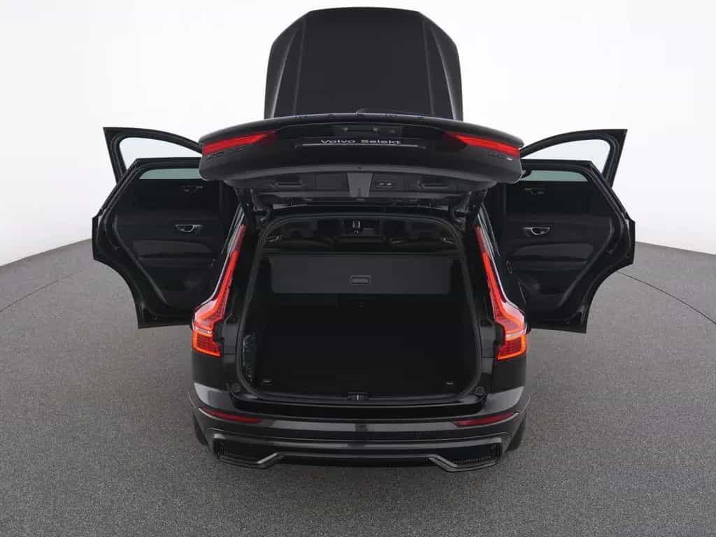 Volvo XC60 B5 AWD PLUS BLACK EDITION FAP+HKSOUND+360° 03/2024-photo-13