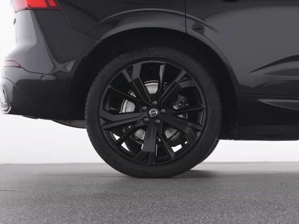 Volvo XC60 B5 AWD PLUS BLACK EDITION FAP+HKSOUND+360° 03/2024-photo-22
