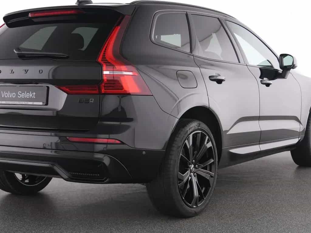 Volvo XC60 B5 AWD PLUS BLACK EDITION FAP+HKSOUND+360° 03/2024-photo-9