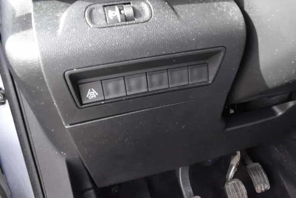 Citroën Berlingo 1.2i M Feel Airco/GPS/CarPlay***DESTOCK 06/2020-photo-11