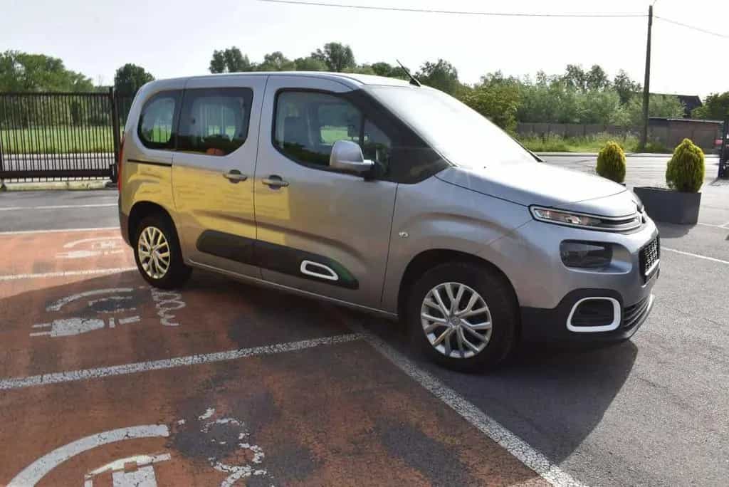 Citroën Berlingo 1.2i M Feel Airco/GPS/CarPlay***DESTOCK 06/2020-photo-3