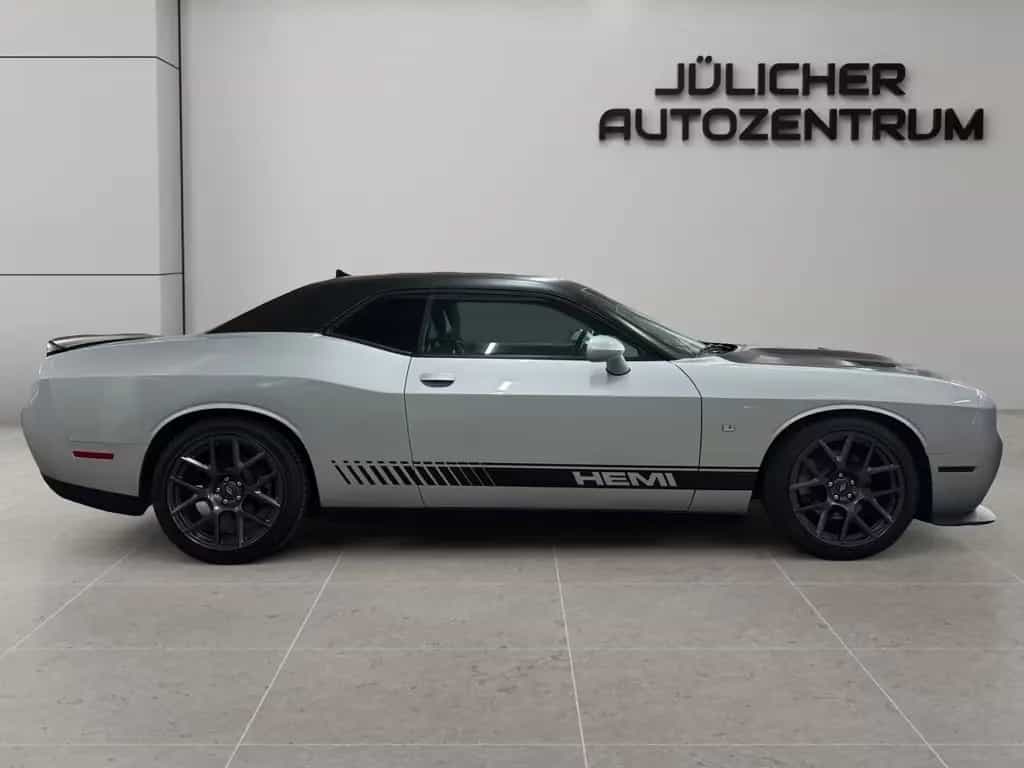 Dodge Challenger 5.7 Automatik, Insp. + Tüv/Au Neu 02/2019-photo-1