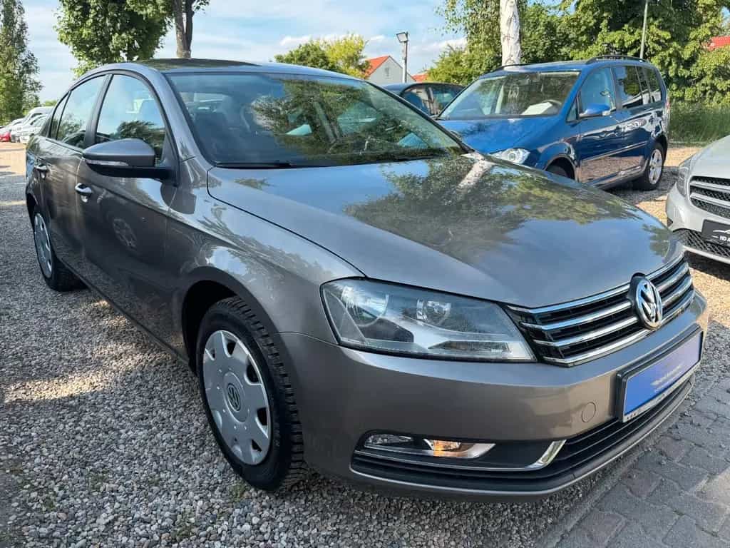 Volkswagen Passat Trendline*1.HD*Klima*55.TKM*TÜV NEU 03/2011-photo-1
