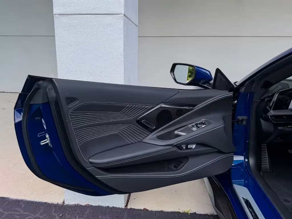 Corvette ZR 1 ZR1  3LZ MY26 02/2026-photo-18