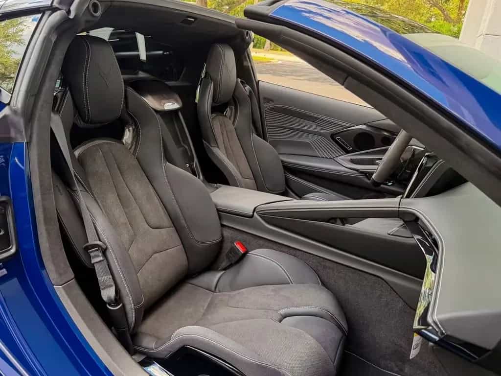 Corvette ZR 1 ZR1  3LZ MY26 02/2026-photo-21