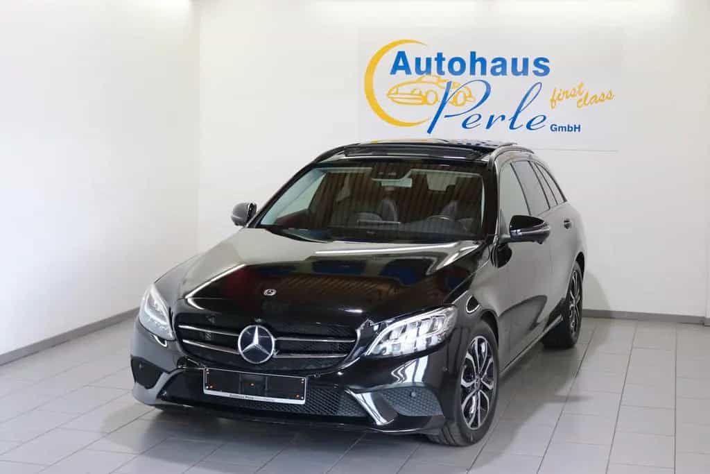Mercedes-Benz C 300 T 9G AVANTGARDE"PANORAMA"AHK"360"SPUR"TOTW 10/2018-photo-1