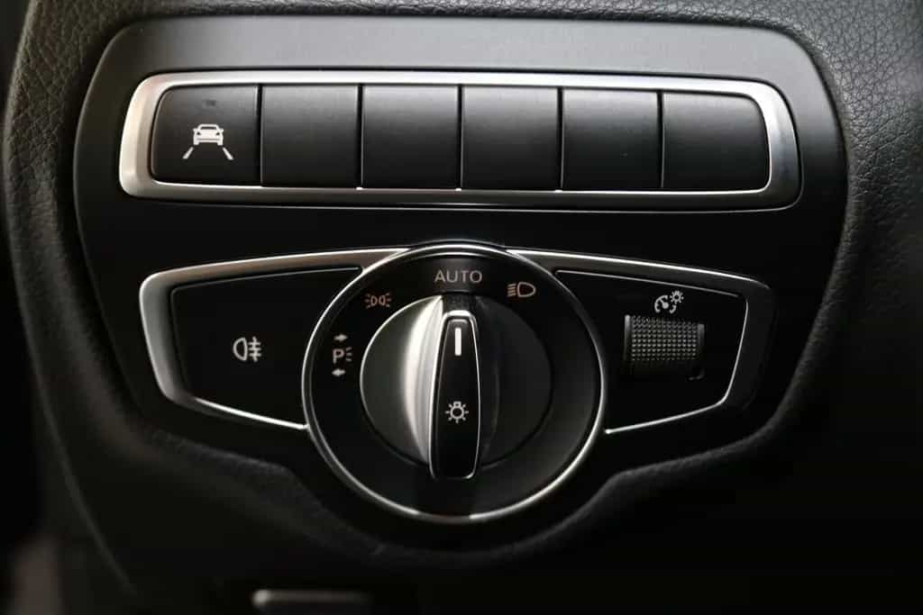 Mercedes-Benz C 300 T 9G AVANTGARDE"PANORAMA"AHK"360"SPUR"TOTW 10/2018-photo-21