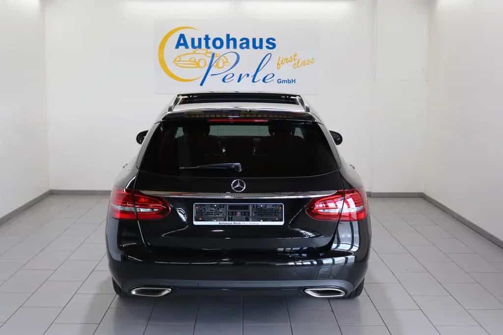 Mercedes-Benz C 300 T 9G AVANTGARDE"PANORAMA"AHK"360"SPUR"TOTW 10/2018-photo-4
