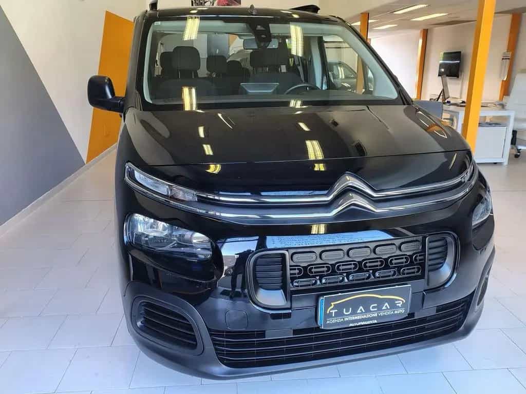 Citroën Berlingo Citroen Berlingo 1.2 PureTech 110 Live 7 pos #92 07/2020-photo-1