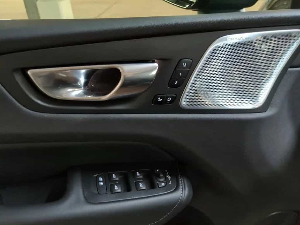 Volvo XC60 XC 60 Ultra Black Edition AWD 11/2024-photo-11