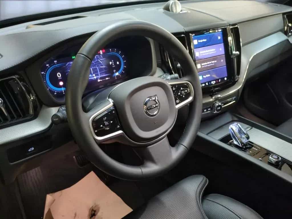 Volvo XC60 XC 60 Ultra Black Edition AWD 11/2024-photo-13