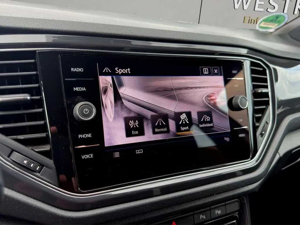 Volkswagen T-Roc Sport 4Motion 2.0 TSI DSG ACC Navi LED SHZ 03/2018-photo-33